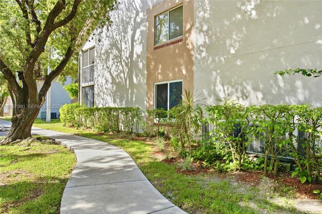 13920 SW 93rd Ln 13920, Miami, FL 33186
