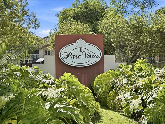 13920 SW 93rd Ln 13920, Miami, FL 33186