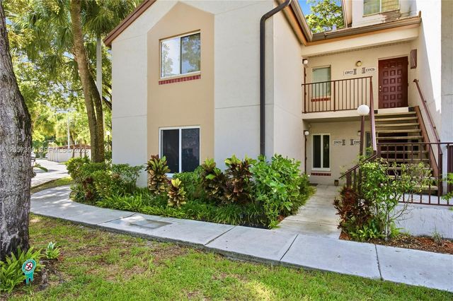 13920 SW 93rd Ln 13920, Miami, FL 33186