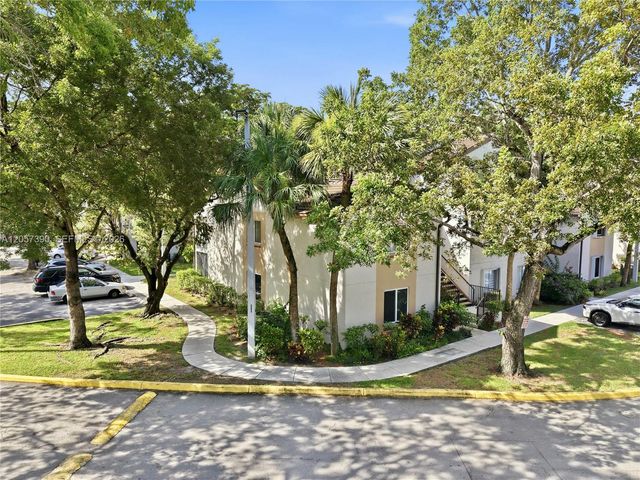 13920 SW 93rd Ln 13920, Miami, FL 33186