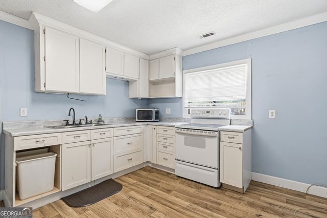 181 Old Stage Drive SW, Milledgeville, GA 31061