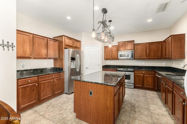 41476 N ALI Trail, San Tan Valley, AZ 85140