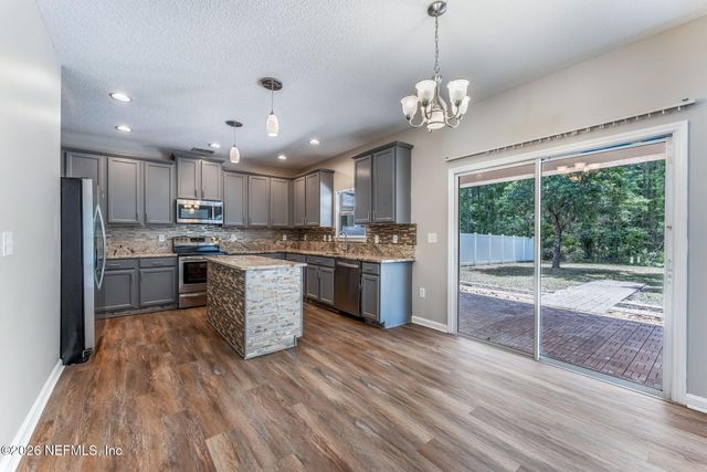 6088 CALADESI Court, Jacksonville, FL 32258