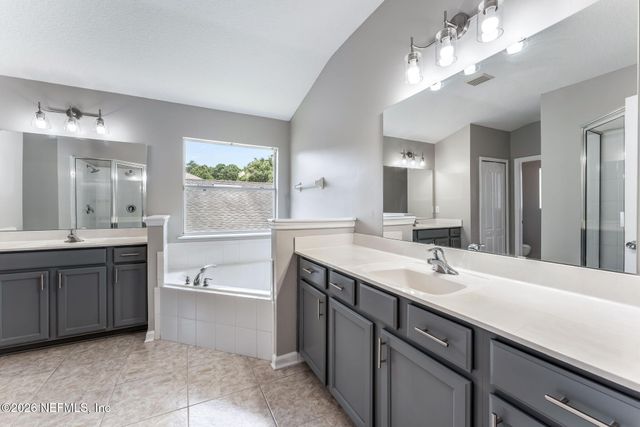 6088 CALADESI Court, Jacksonville, FL 32258