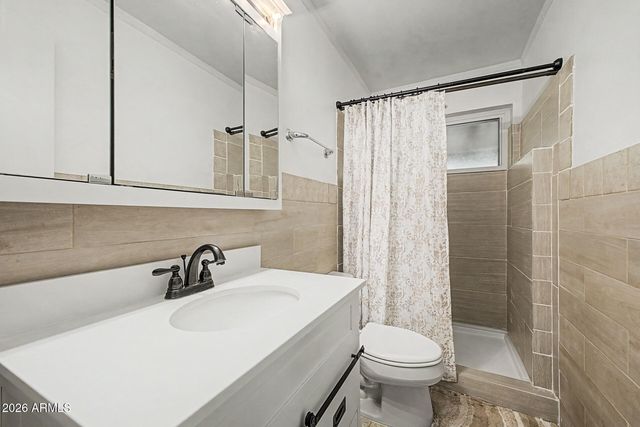 3820 W MYRTLE Avenue, Phoenix, AZ 85051