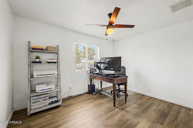 3820 W MYRTLE Avenue, Phoenix, AZ 85051