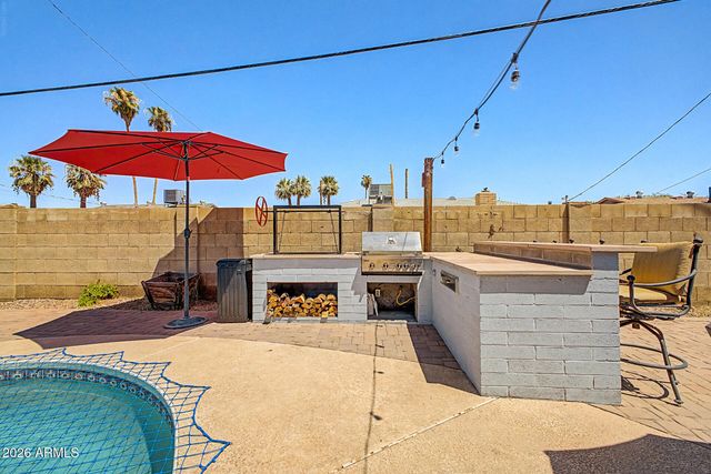 3820 W MYRTLE Avenue, Phoenix, AZ 85051
