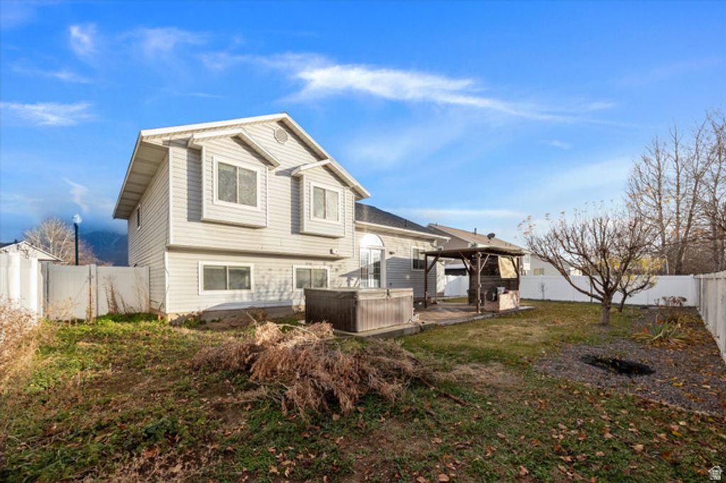 Image 21 of property listing at 1405 N 770 W, Orem, UT 84057