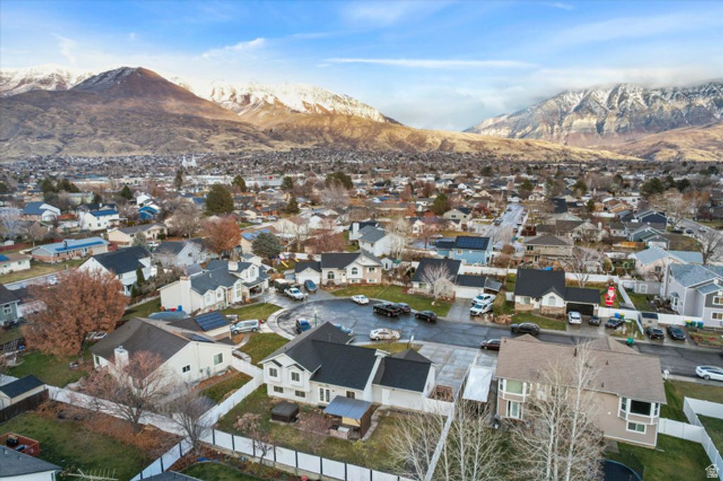 Image 31 of property listing at 1405 N 770 W, Orem, UT 84057