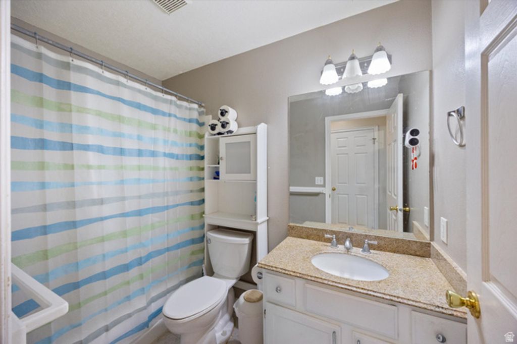 Image 6 of property listing at 1405 N 770 W, Orem, UT 84057