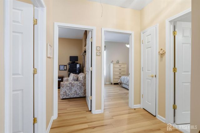 16 Barbaras Way, Jackson, NJ 08527