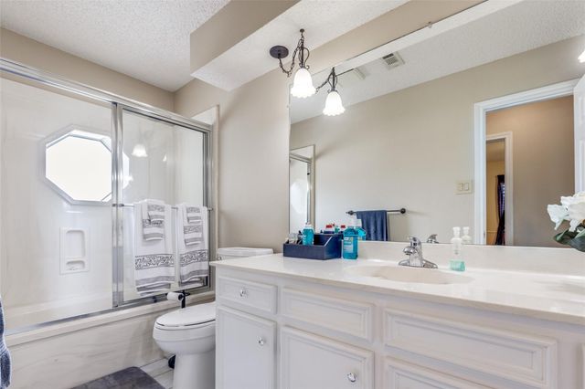 2507 N 18th Street N, Texas City, TX 77590