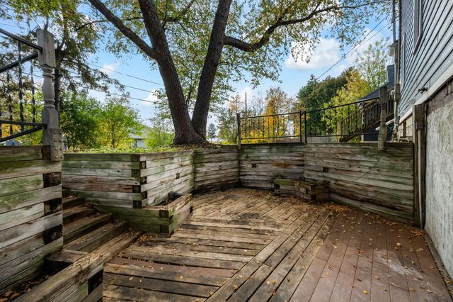 2338 15th Avenue E, North Saint Paul, MN 55109