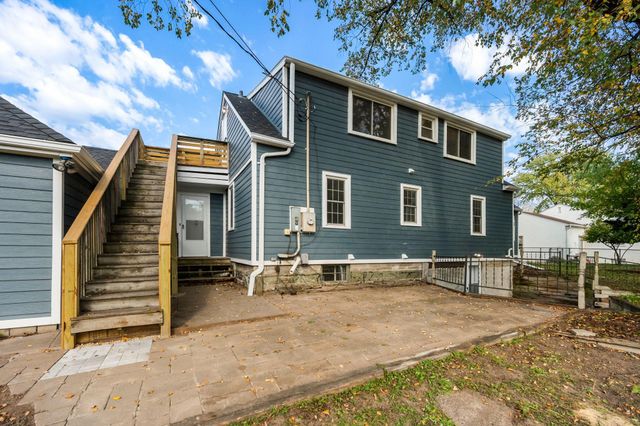2338 15th Avenue E, North Saint Paul, MN 55109
