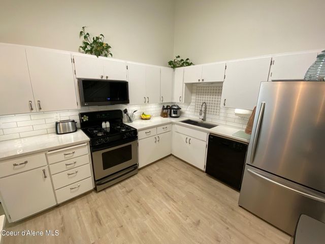 2207 W Medoc CT, Hayden, ID 83835