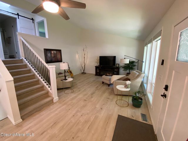 2207 W Medoc CT, Hayden, ID 83835