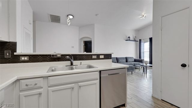 5940 High Steed Street 101, Henderson, NV 89011