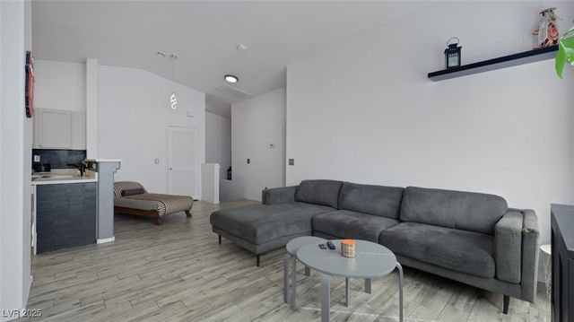 5940 High Steed Street 101, Henderson, NV 89011