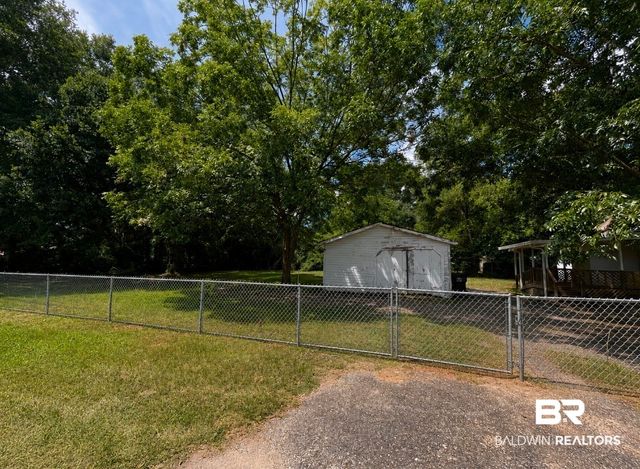 1321 Hubert Pierce Rd, Mobile, AL 36608