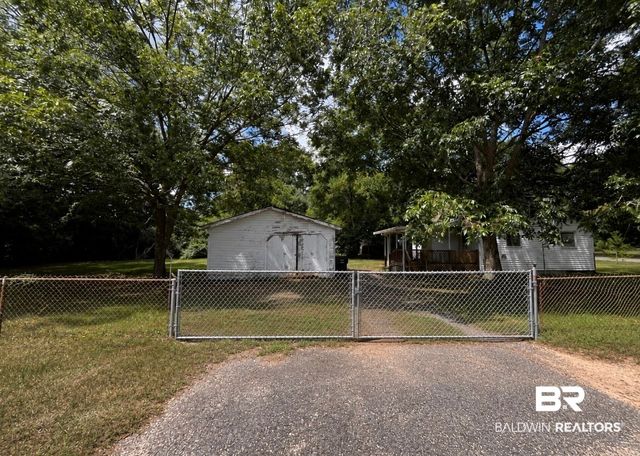 1321 Hubert Pierce Rd, Mobile, AL 36608