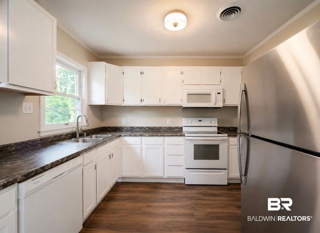 1321 Hubert Pierce Rd, Mobile, AL 36608
