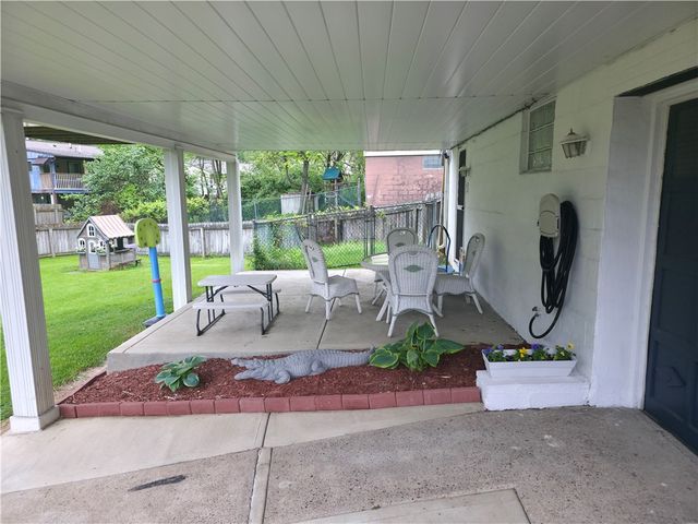 1607 Sylvan Ave, West Mifflin, PA 15122