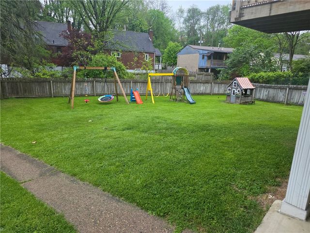 1607 Sylvan Ave, West Mifflin, PA 15122