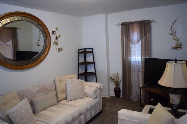 1607 Sylvan Ave, West Mifflin, PA 15122