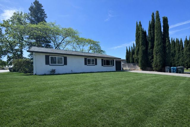 2716 Peach St, Live Oak, CA 95953