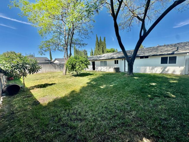 2716 Peach St, Live Oak, CA 95953