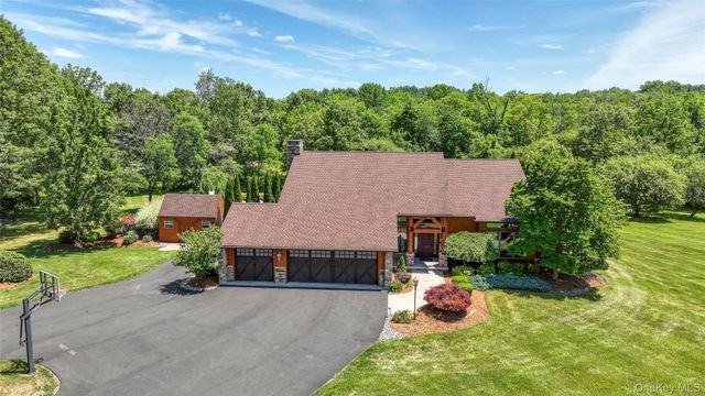 2 Boyce Road, Pine Bush, NY 12566