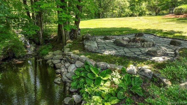 2 Boyce Road, Pine Bush, NY 12566