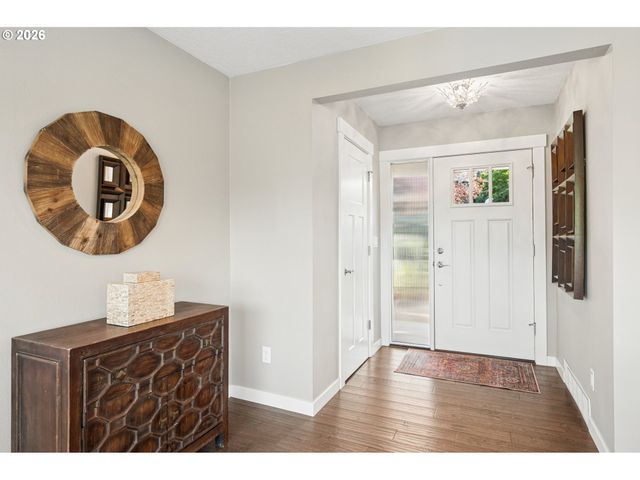 21511 Ne INTERLACHEN Ln, Fairview, OR 97024