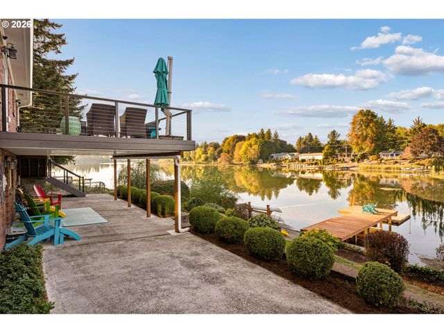 21511 Ne INTERLACHEN Ln, Fairview, OR 97024
