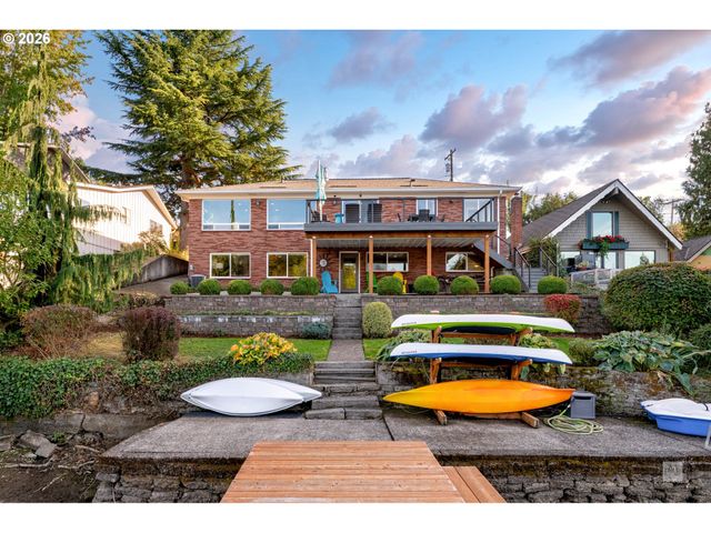 21511 Ne INTERLACHEN Ln, Fairview, OR 97024