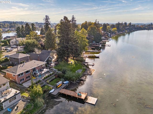 21511 Ne INTERLACHEN Ln, Fairview, OR 97024