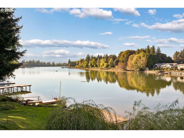 21511 Ne INTERLACHEN Ln, Fairview, OR 97024