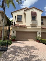 5926 NW 117th Dr 9B, Coral Springs, FL 33076