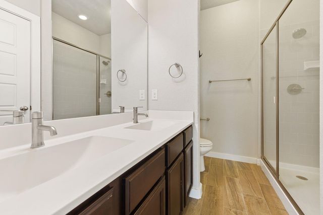 101 Calm Water LOOP, Bastrop, TX 78602