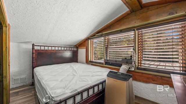 15565 Juniper Lane, Summerdale, AL 36580