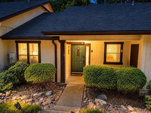 4 Lonjeta Lane, Hot Springs Village, AR 71909