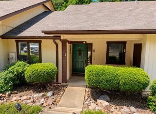 4 Lonjeta Lane, Hot Springs Village, AR 71909