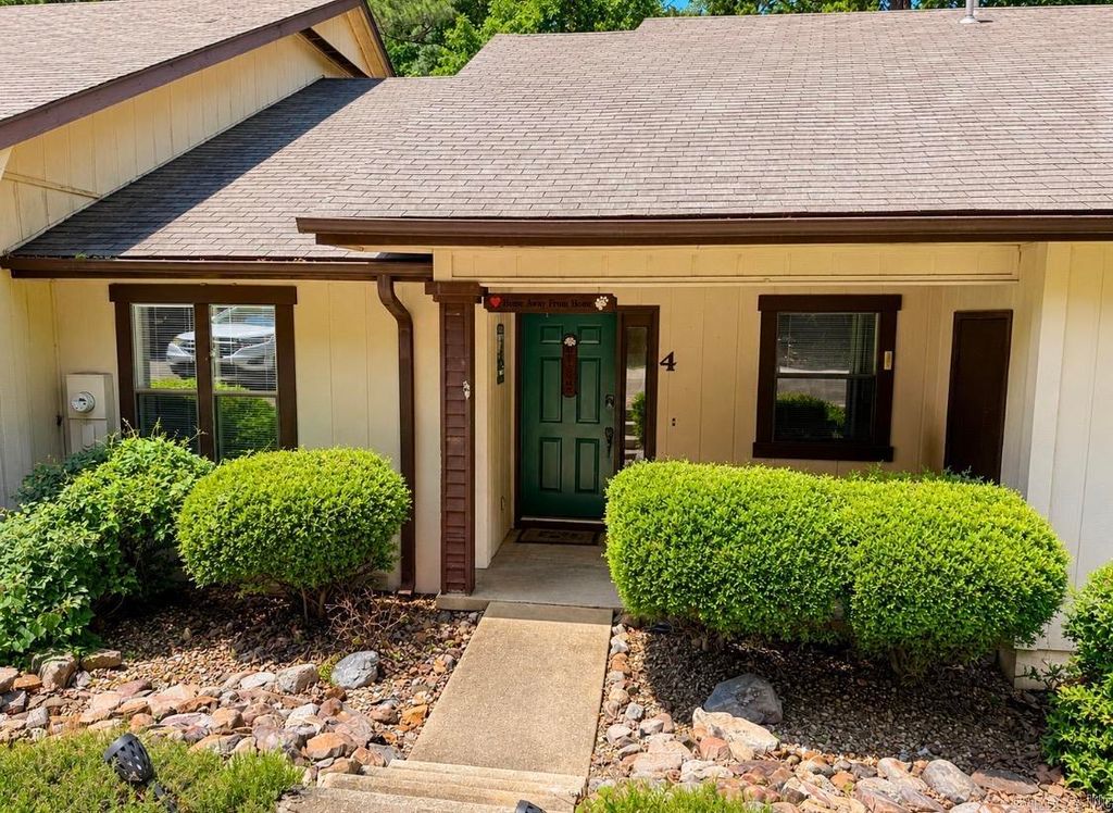 4 Lonjeta Lane, Hot Springs Village, AR 71909