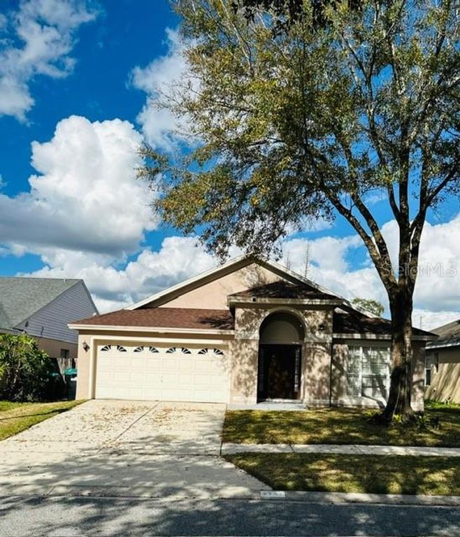 Image 1 of property listing at 2707 RIVERS END ROAD, Orlando, FL 32817