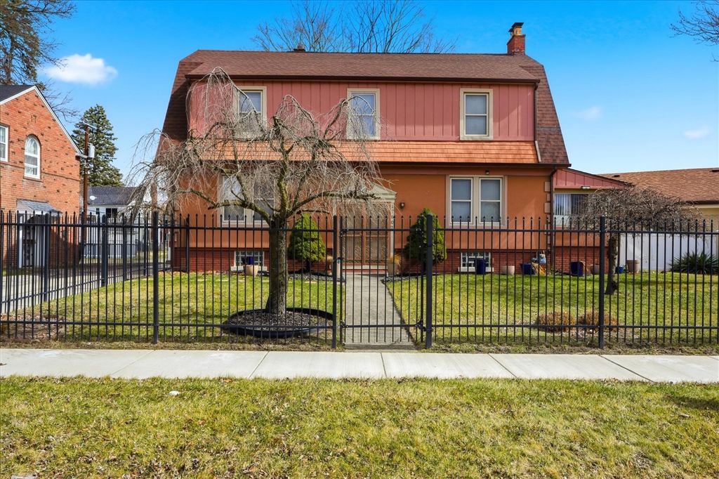 17802 Berg Road, Detroit, MI 48219