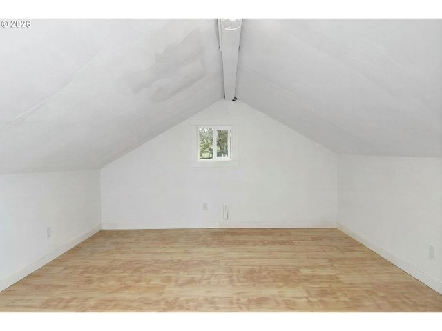 2410 Se TARBELL Ave, Milwaukie, OR 97267