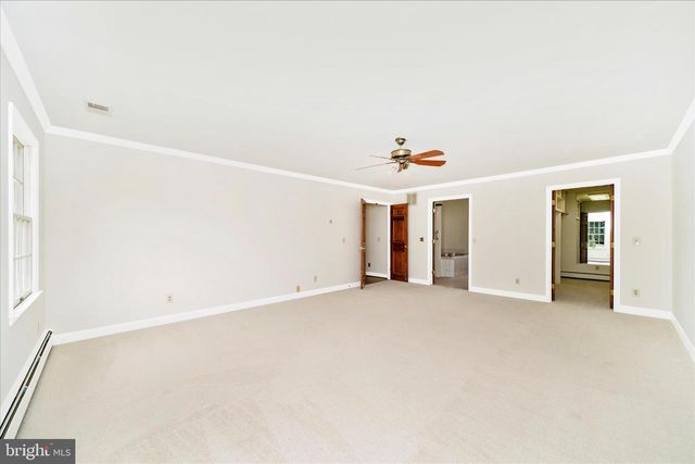 727 WELLER DR, Mount Airy, MD 21771