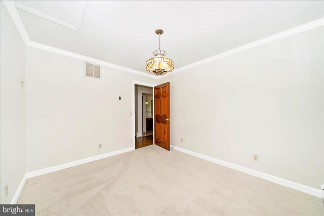 727 WELLER DR, Mount Airy, MD 21771