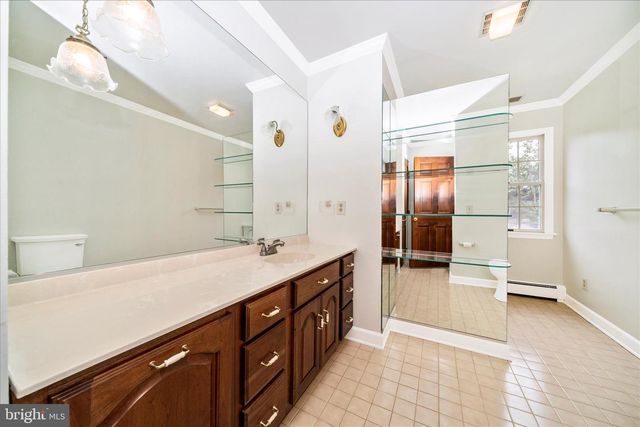 727 WELLER DR, Mount Airy, MD 21771
