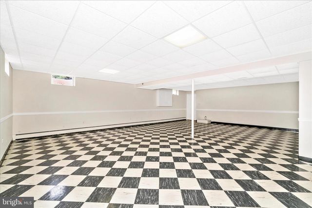 727 WELLER DR, Mount Airy, MD 21771
